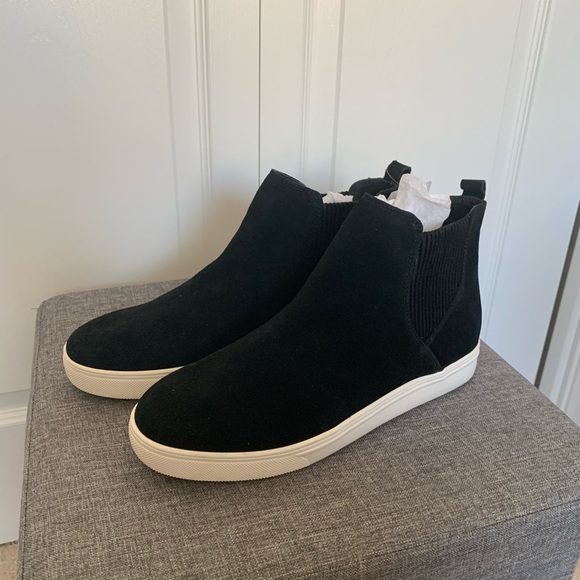 Blondo Waterproof Suede Sneaker Booties - Picture 4 of 4